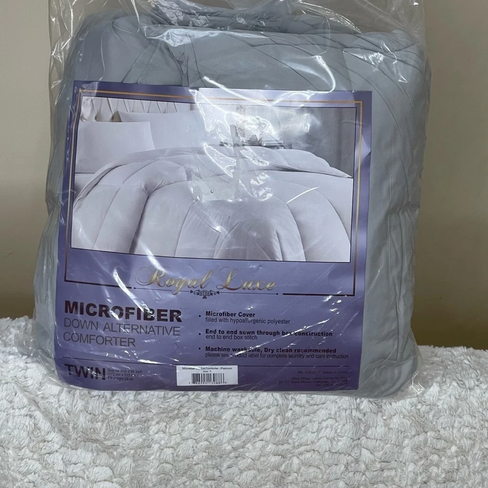 Gray Microfiber Comforter